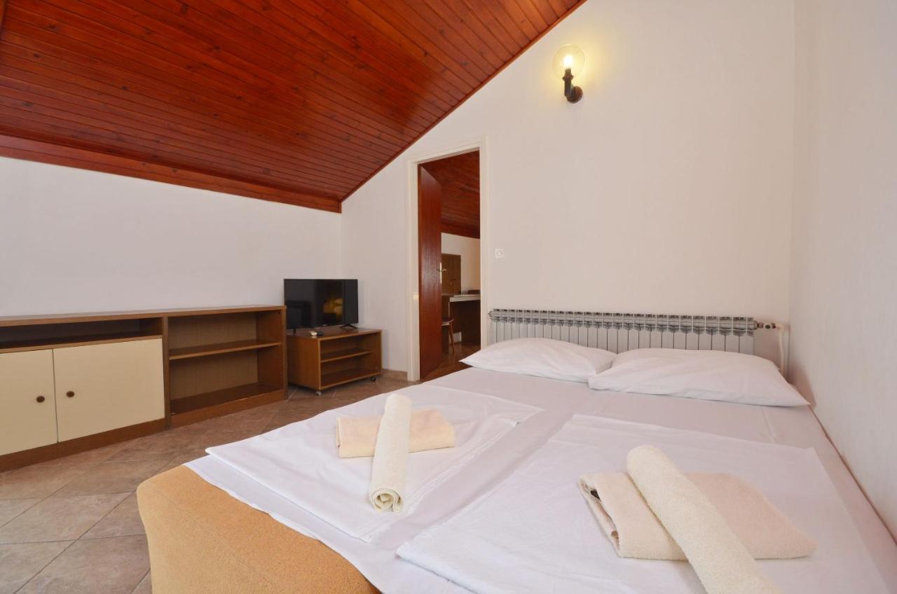Apartment And Rooms Mrkovic Vodice Ngoại thất bức ảnh