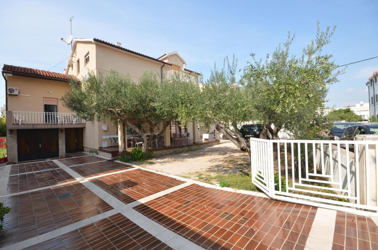 Apartment And Rooms Mrkovic Vodice Ngoại thất bức ảnh