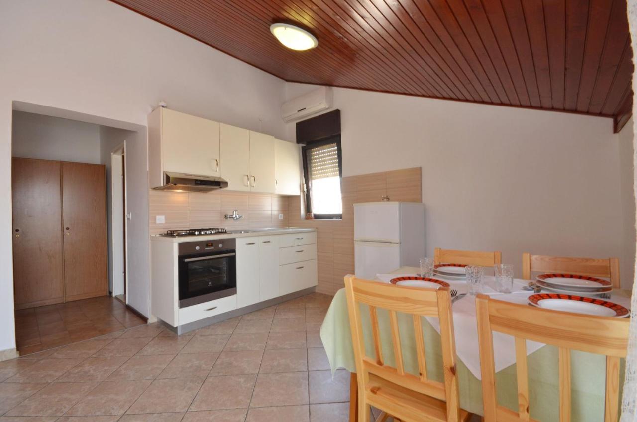 Apartment And Rooms Mrkovic Vodice Ngoại thất bức ảnh