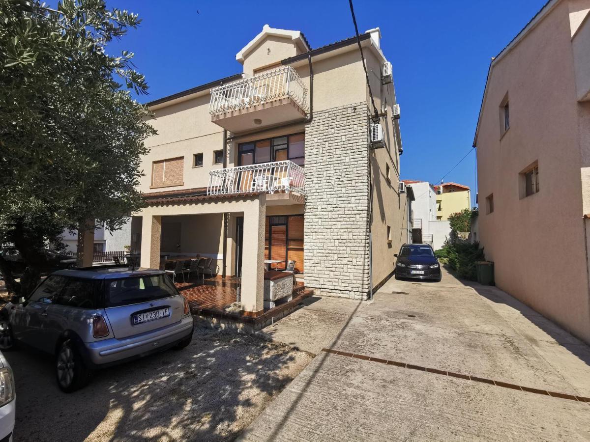 Apartment And Rooms Mrkovic Vodice Ngoại thất bức ảnh