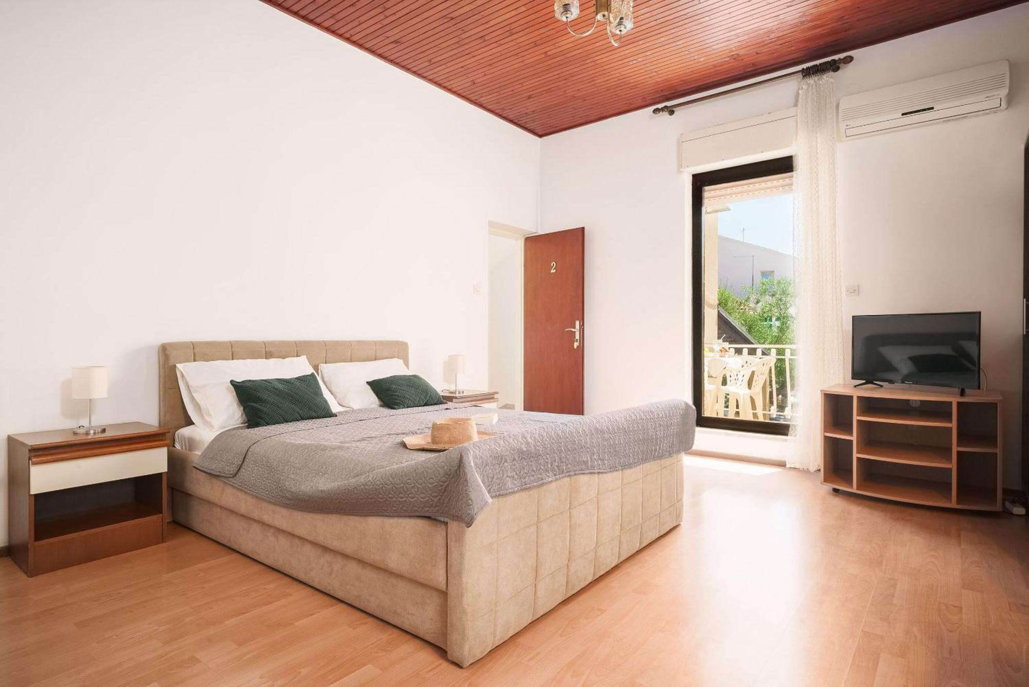 Apartment And Rooms Mrkovic Vodice Ngoại thất bức ảnh