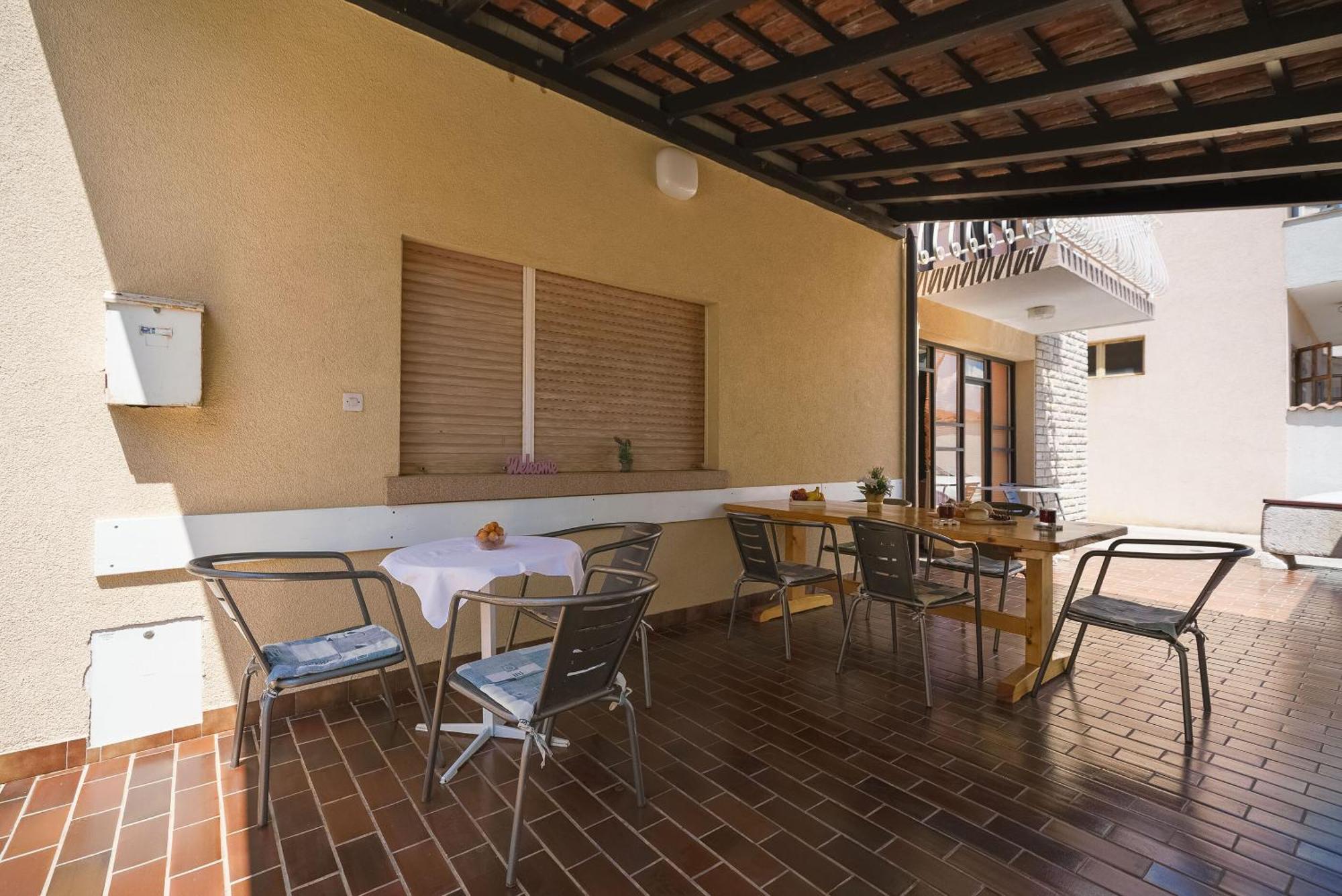 Apartment And Rooms Mrkovic Vodice Ngoại thất bức ảnh