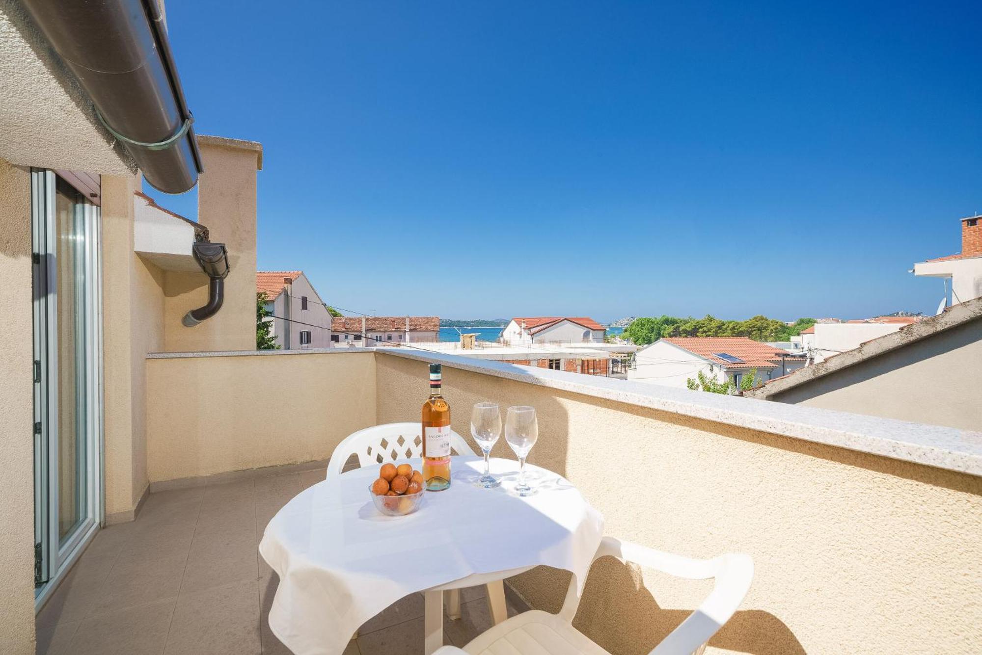 Apartment And Rooms Mrkovic Vodice Ngoại thất bức ảnh