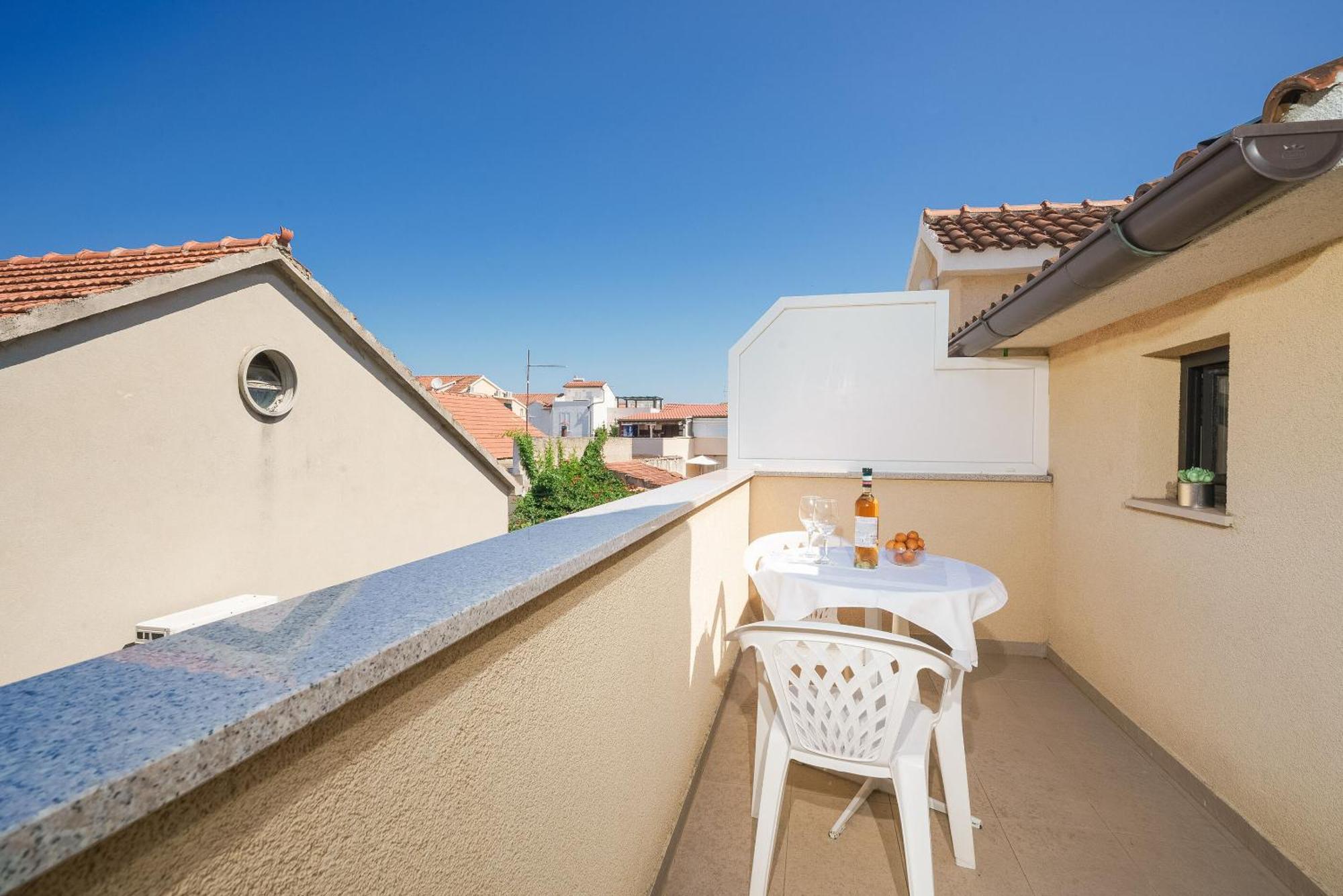 Apartment And Rooms Mrkovic Vodice Ngoại thất bức ảnh